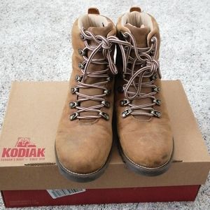 Kodiak fernie hiking boot size 8